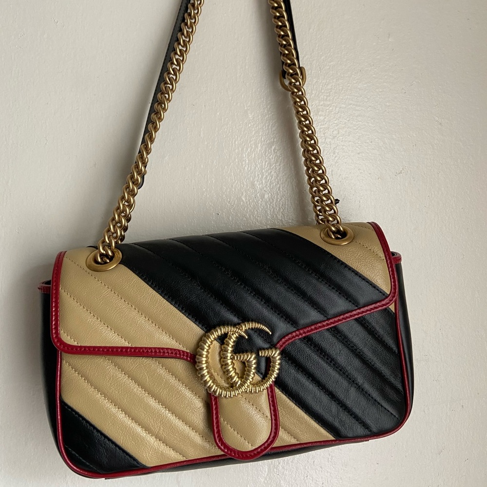 GG Marmont Shoulder Bag